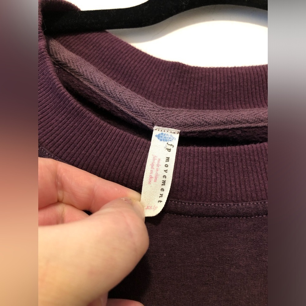 FREE PEOPLE MOVEMENT WHERE THE WIND BLOWS DARK PURPLE SIZE XS ANTHROPOLOGIE - Picture 9 of 11